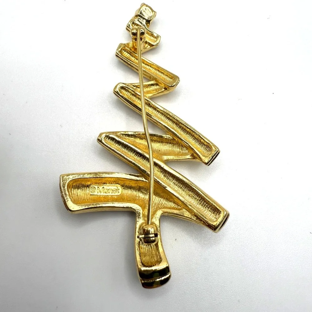 Monet Christmas Tree Brooch Pin Gold Tone Rhinestone Holiday Jewelry‎ Sparkly